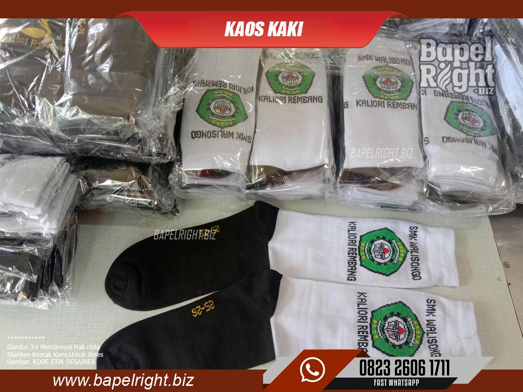 kaos kaki putih smk logo rajut