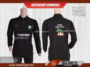 Baju lapangan kebun sawit